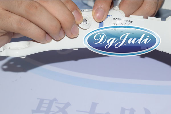 用積極的態(tài)度處理每個細(xì)節(jié)--- 看東莞聚力膠粘如何贏得與聞名無人機生產(chǎn)公司的合作